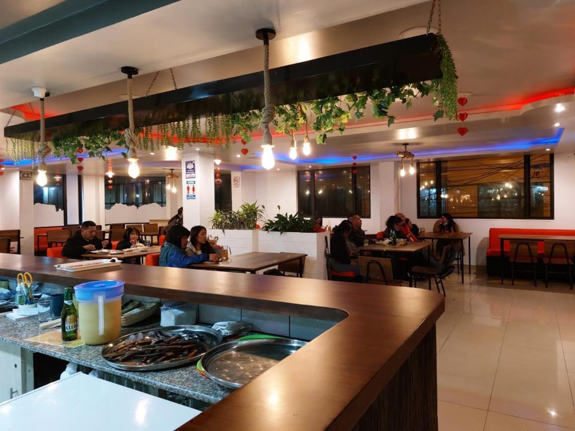 קיטו Hostal Oro Orense מראה חיצוני תמונה
