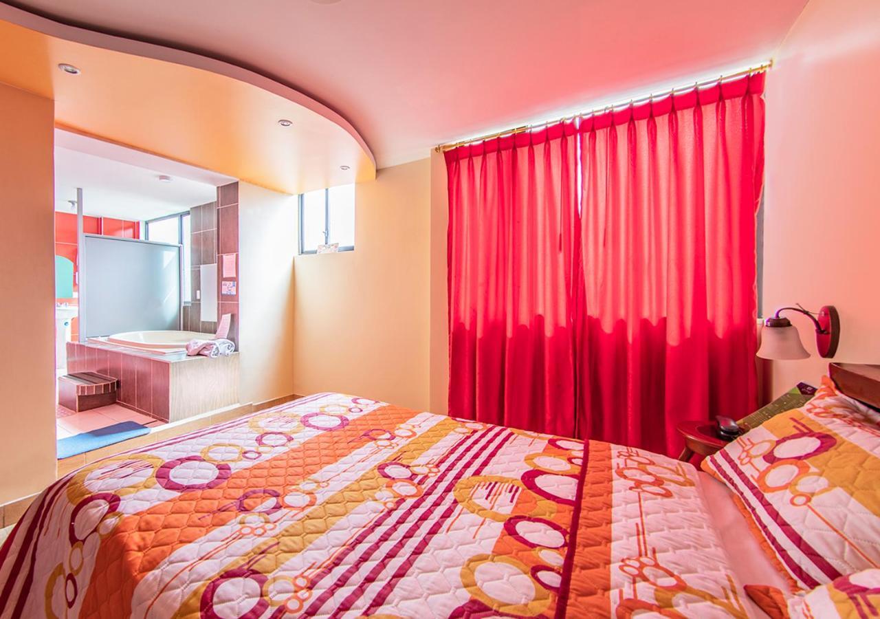 קיטו Hostal Oro Orense מראה חיצוני תמונה