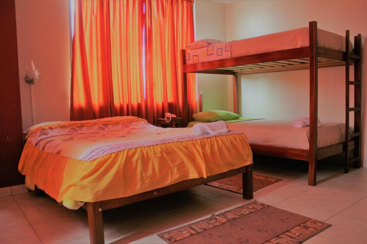 קיטו Hostal Oro Orense מראה חיצוני תמונה