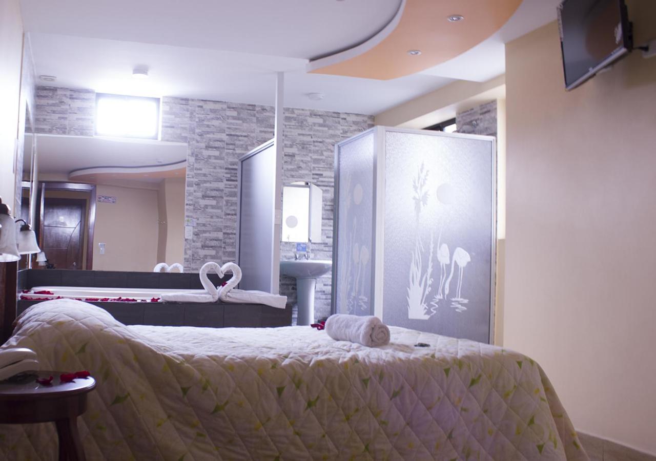 קיטו Hostal Oro Orense מראה חיצוני תמונה
