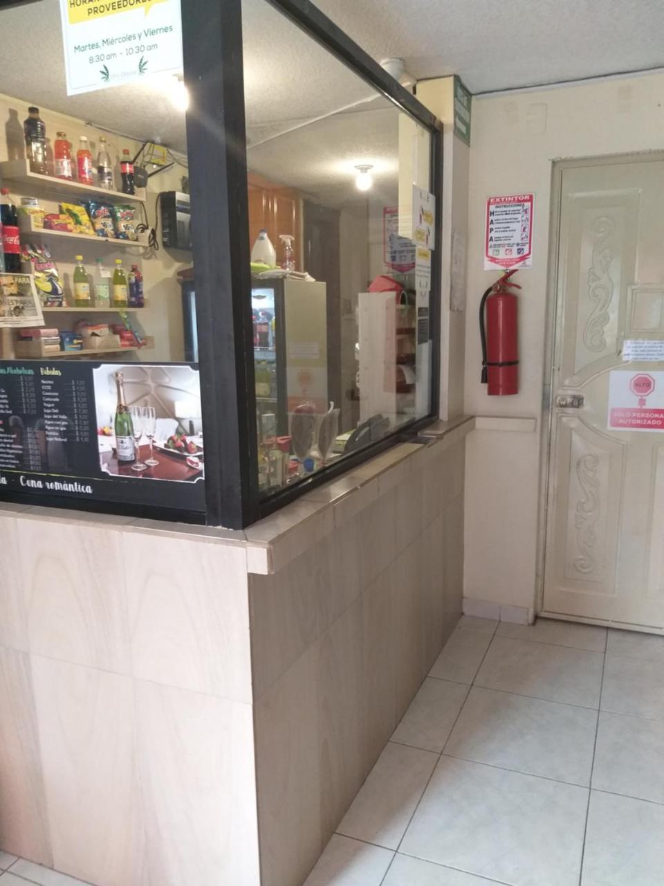 קיטו Hostal Oro Orense מראה חיצוני תמונה